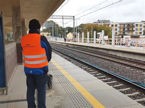 PKP PLK SA on Twitter Pociągi wróciły na trasę Warszawa Włochy