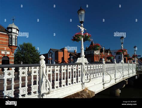 Tonbridge High Street Hi Res Stock Photography And Images Alamy