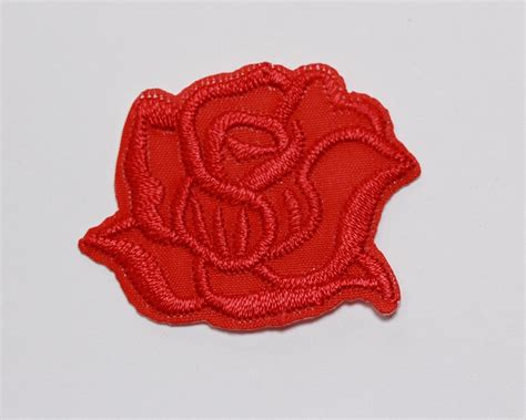 4 X Small Rose Iron On Patches Embroidered Applique Sew On Flowers Ebay