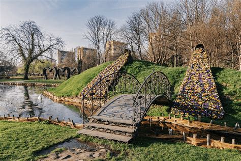 Grădina Botanică Alexandru Buia Descoperă Obiectivul Turistic