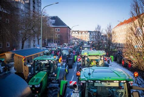 Bauernproteste Gehen Weiter Droht Am Freitag Der Blockade Hammer