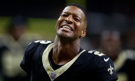 WATCH: Jameis Winston delivers Saints pregame speech…