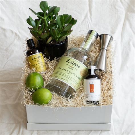 GIN & TONIC Gift Box – Present Day