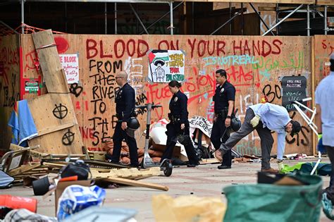 Informe Acusa A Ucla De No Actuar Contra El Antisemitismo En Campus