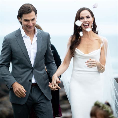 Barbara Bush Wears Custom Vera Wang Wedding Dress | Us Weekly