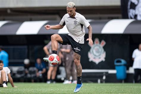 Matheuzinho Devolvido Ao Flamengo Pelo Corinthians