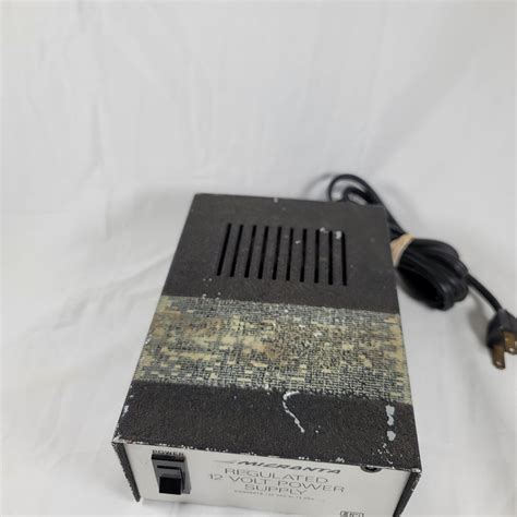 Micronta Regulated 12V 13 8VDC 2 5A Power Supply Cat No 22 120A