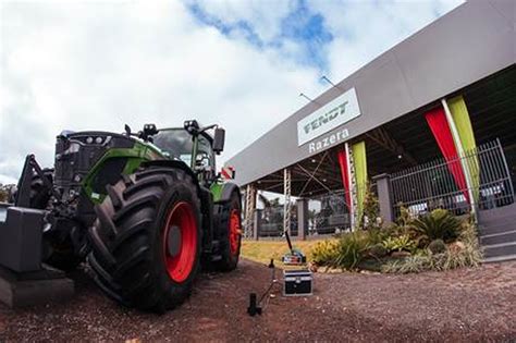 Fendt Lan A Pedra Fundamental Onde Ser Concession Ria No Sul Do Brasil