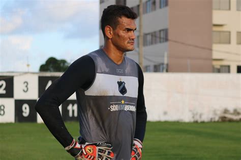 Atlético Gloriense anuncia goleiro Saulo para disputa do Campeonato