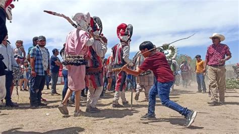 Fariseos De El Tronconal Terminan Semana Santa