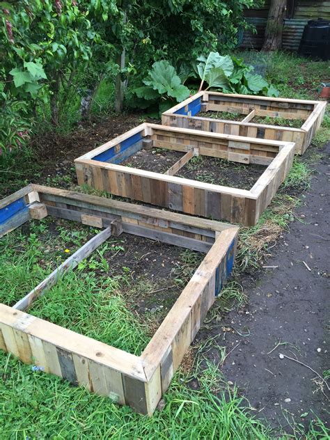 Pallet Raised Beds For Vegetables Building A Raised Garden Garden