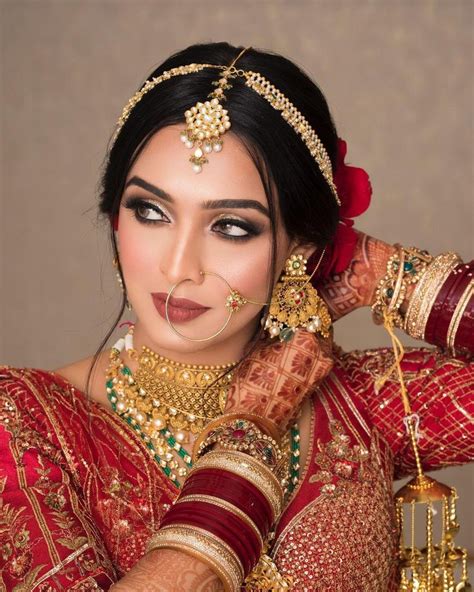 Pin By Rinku Singh On Bridal Indian Bride Makeup Indian Bridal