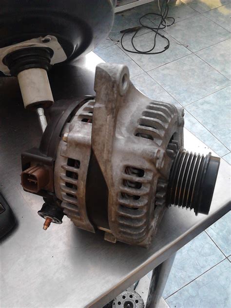 Alternador Toyota Rav L Runner V A