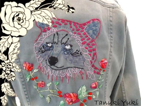 Campera De Jean Bordada A Mano Con Collar Multidijes Segui A Tanuki