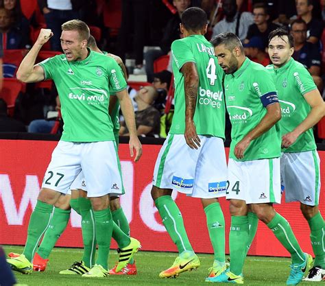 ASSE Robert Beric a joué les justiciers