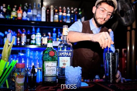 Bar de Copas en Sevilla MOSS Lounge Bar Coctelería