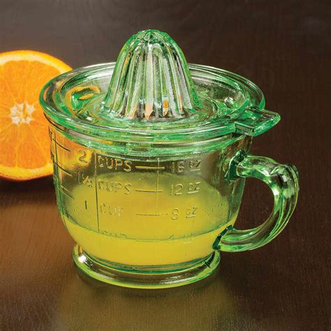Why We Will Never Stop Using A Glass Juicer