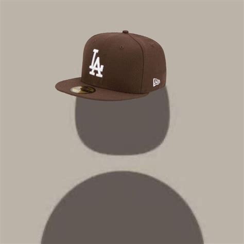 Pin by 𝕽𝖆𝖋𝖆𝖊𝖑 𝕬𝖎𝖗𝖊𝖘 on fitted hat pfp icon Instagram profile picture