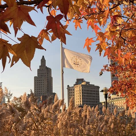 Fall in Downtown Providence : r/providence