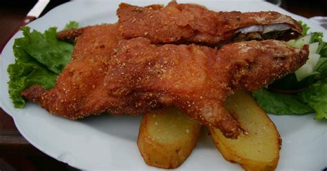 Cuy frito con papas el delicioso plato peruano para celebrar a mamá en