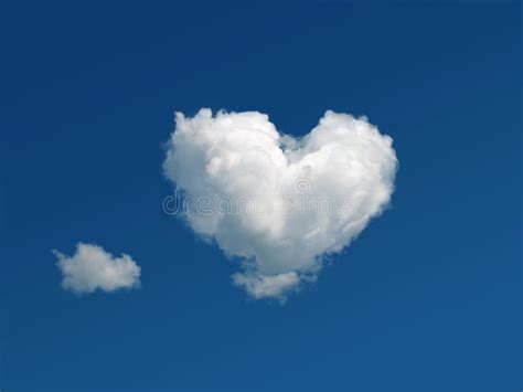 Nuage En Forme De Coeur Dans Le Ciel Image Stock Image Du Message