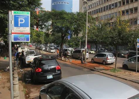 Estacionamento Rotativo Remunerado Foi Introduzido Sucesso Em