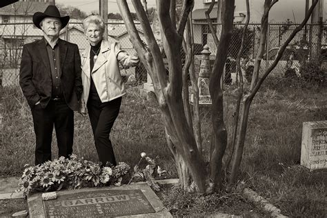Bonnie And Clyde Funeral Bonnie And Clyde Legend Lives On 90 Years
