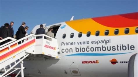 Aterriza En Barcelona El Primer Vuelo Espa Ol Propulsado Por Biocombustible