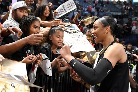 Aja Wilson Vs Breanna Stewart In Wnba Finals How Ex South Carolina