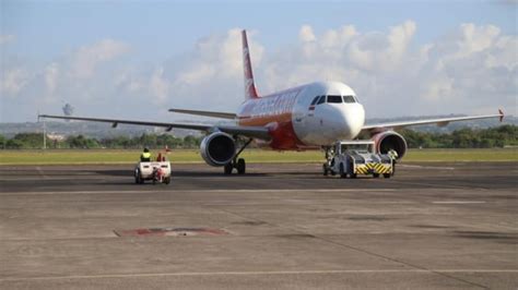 Buka Rute Penerbangan Dari Jakarta Dan Bali Ke Hongkong AirAsia Beri