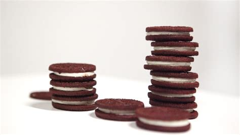 Red Velvet Oreo A Taste Test Of The Limited Edition Cookies