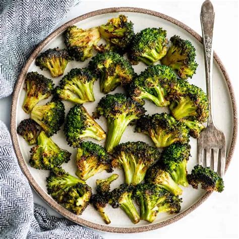 Oven Roasted Broccoli Joyfoodsunshine