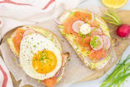 Broodje Warme Beenham Met Honing Mosterdsaus Smaakmenutie