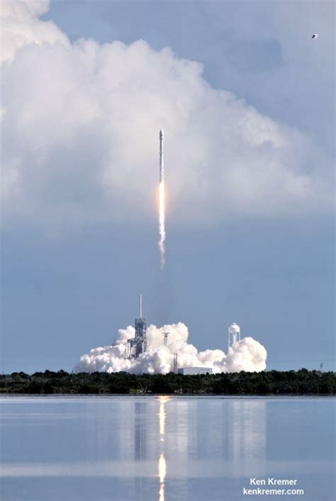 Falcon 9 rocket Archives - Page 2 of 11 - Universe Today