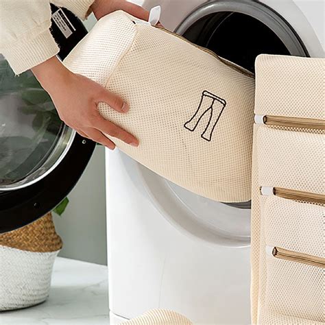 Durable Fine Mesh Laundry Bags For Delicates With Zipper Travel Storage