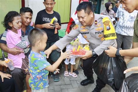 Polsek Krembangan Cek Debit Air Jalan Tanjung Sadari Dan Jalan Solotigo