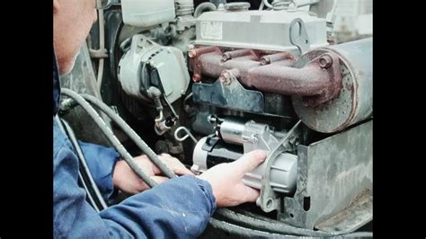 Will a 14 year old starter fit a 2019 1723E? - YouTube