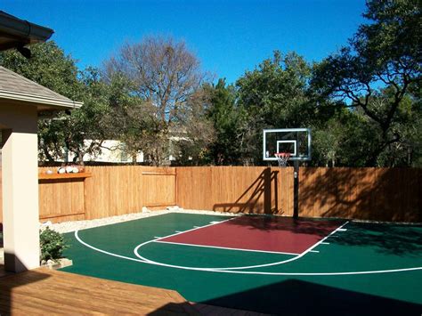 Outdoor Backyard Basketball Court