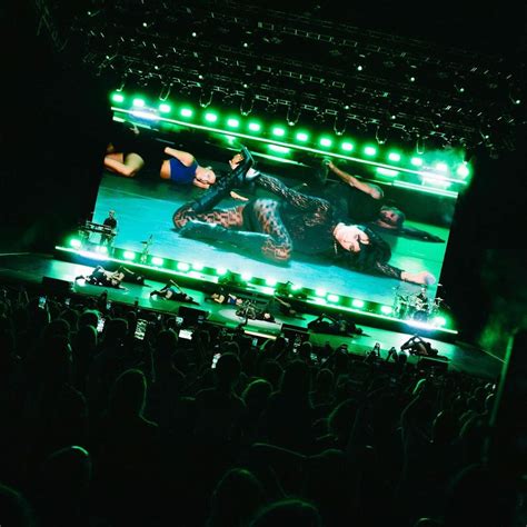 Momento incómodo durante el concierto de Aitana, tensión entre el