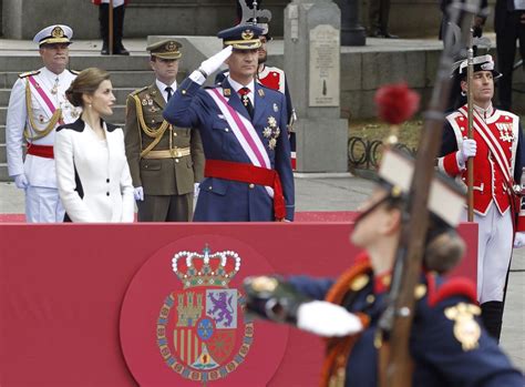 El Rey Preside Un Día De Las Fuerzas Armadas Que Recuerda Que Los Militares Defienden La Paz Y