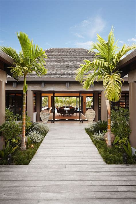 Tropical House Exterior Modern Tropical House Tropical Beach Houses