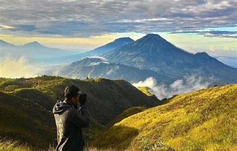 Rekomendasi Gunung Untuk Rayakan Hut Ri Ekonomi Global