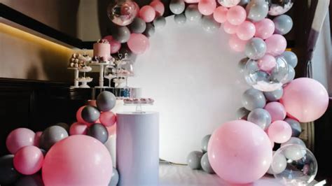 Up Up And Away DIY Balloon Arch Without A Stand