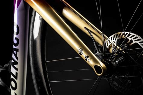 Take A Look At The Limited Edition Motoki Yoshio Colnago C Road Cc