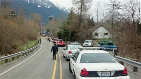 People cry for help from underneath rubble after 3 die in Washington ...