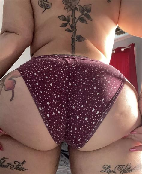 Its A Lot To Play With Nudes Booty Queens NUDE PICS ORG