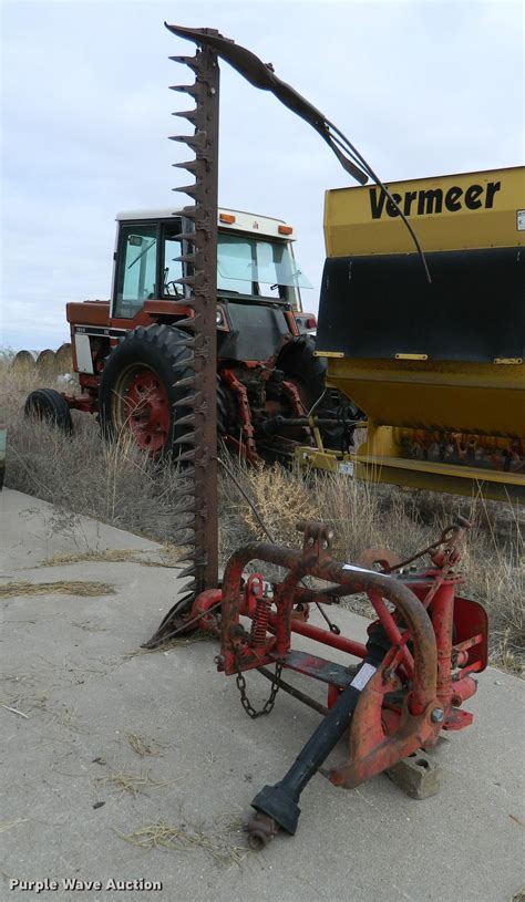 Massey Ferguson Sickle Mower In Paradise Ks Item Db9972 Sold Purple Wave