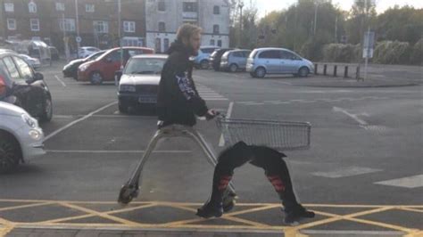Pewdiepie Has No Legs Know Your Meme