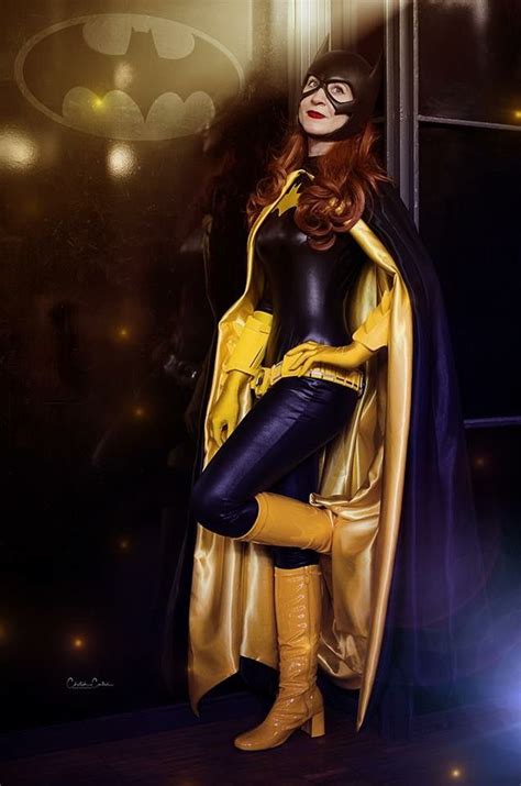 Batgirl Sixth Scale Figure By Hot Toys Artofit