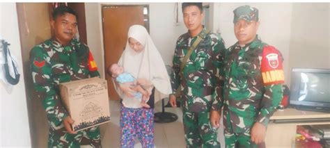 Cegah Stunting Babinsa Koramil Pasangkayu Salurkan Bantuan Paket